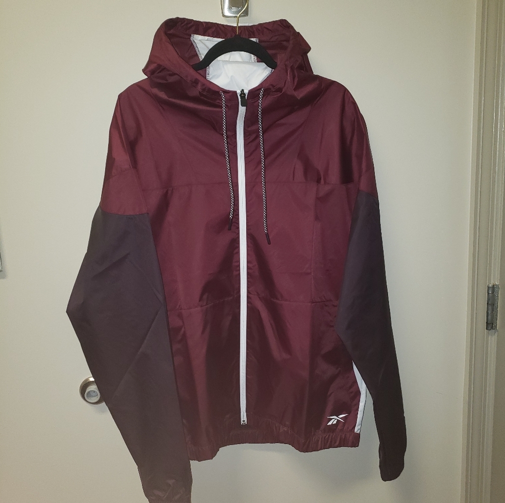 COPY - Reebok windbreaker